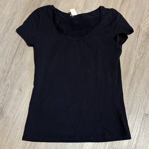 H&M Elegant Black Short Sleeve Tee